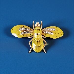Yellow Enamel Gold Tone Metal Rhinestone Large Bee Insect Brooch Pendant 3 Inch